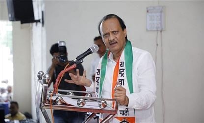 पिचडांनी पाप केलंय, गाठ माझ्याशी आहे, सीताराम गायकरांचं धोतर फेडू : अजित पवार